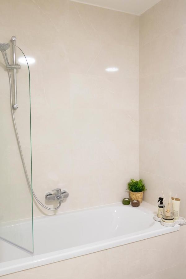Fresh Comfort Apartment By Irundo Zagabria Esterno foto